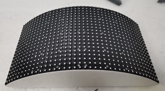 Display LED exterior fijo y redondo curvado y flexible P 4/P5.7 Método