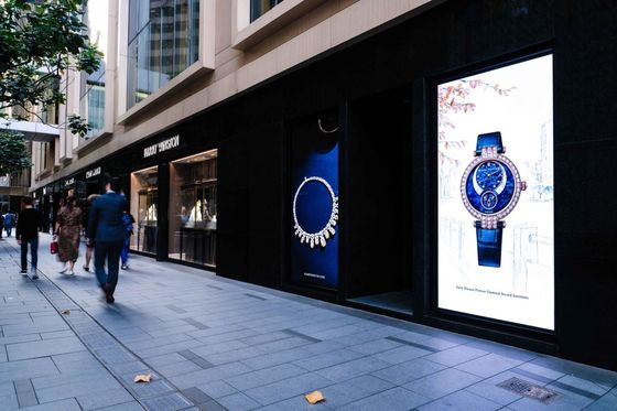 Display LED transparente P7.8 para interiores con malla de vídeo LED digital personalizable
