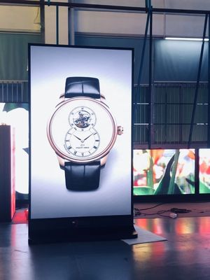 Alta relación de contraste Publicidad exterior pantalla LED pantalla 3D móvil China personalizada