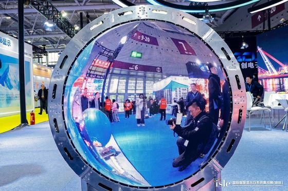 P2.0mm LED Serie de pantalla esférica 360 grados de visión completa Tamaños de pantalla pueden ser personalizados