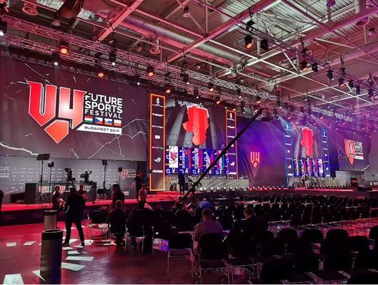 Pantallas LED de alquiler al aire libre P1.5625 P1.953 P2.6 Mm 7680 Hz Pantalla de forma curva Pantalla para eventos de espectáculos de escenario y máquinas publicitarias al aire libre