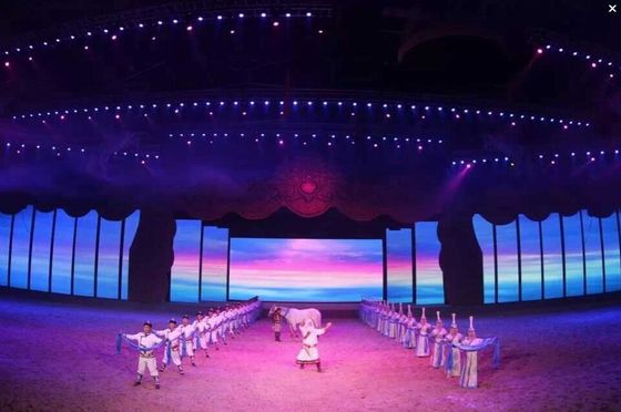 Buen precio Display LED de concierto de escenario con alta frecuencia de actualización de 7680Hz, ángulo de visión horizontal de 160° / vertical de 140° y tamaños de panel de 500*500mm / 500*1000mm en línea