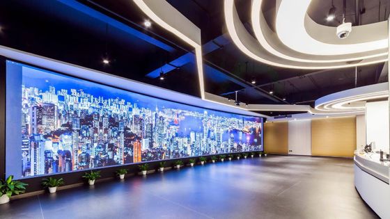 Buen precio Pantalla LED de tira larga para interiores Ghalo Serie 1000*250mm 750*250mm con instalación rápida montada en la pared (P1.25, P1.56, P1.953mm) en línea